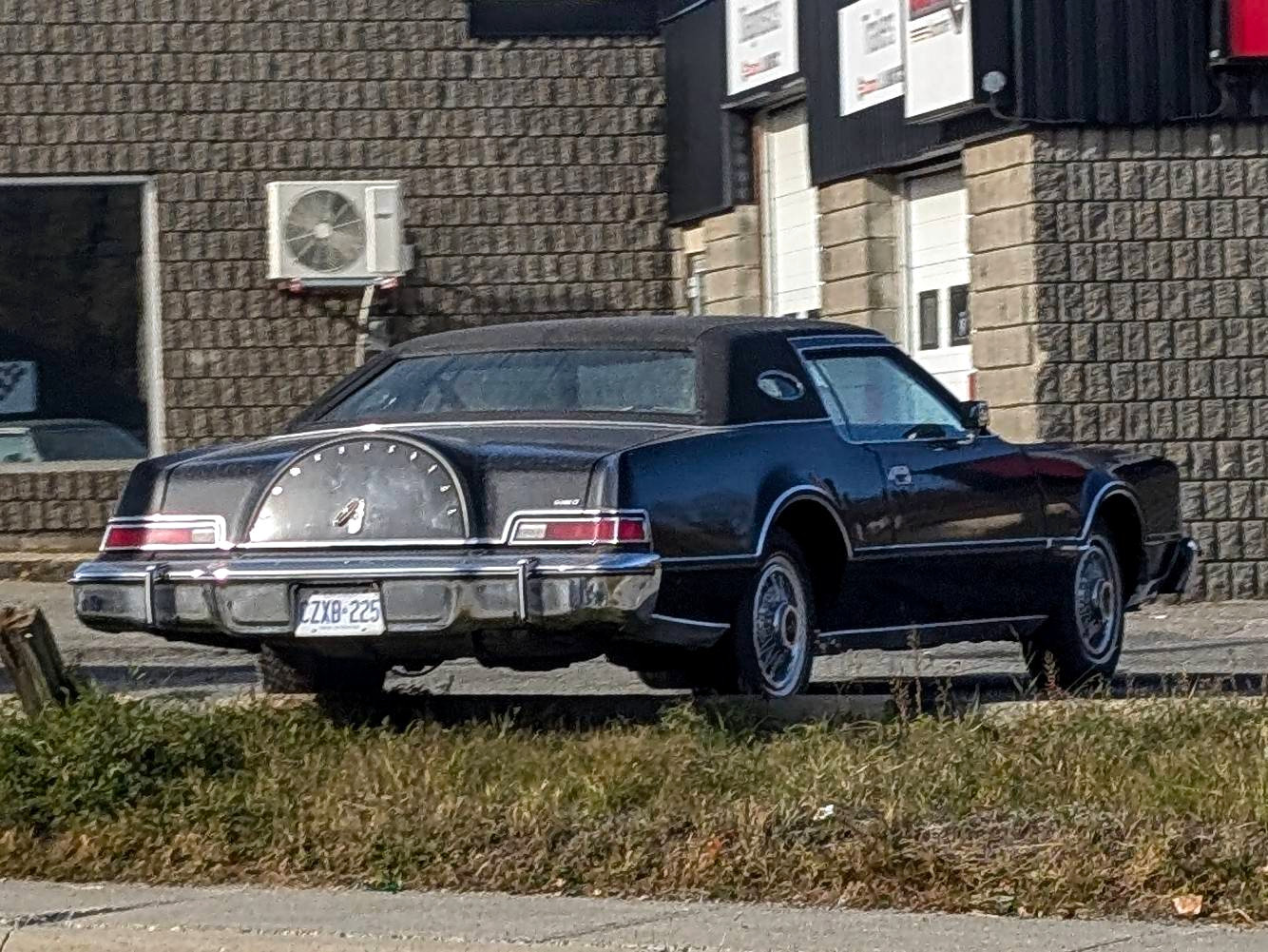 CZXB-225, Lincoln Continental Mark Series Mark IV 2-door Coupé (65A/65D), 1971–1976
