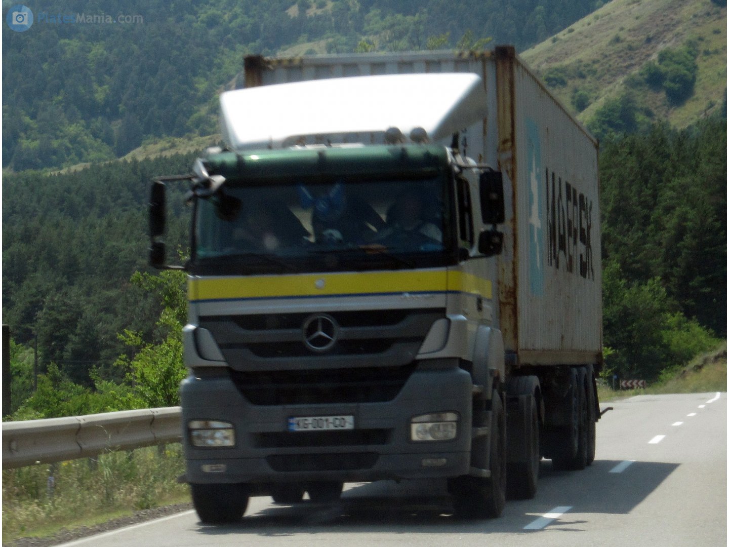 KG-001-CO, Mercedes-Benz Axor 