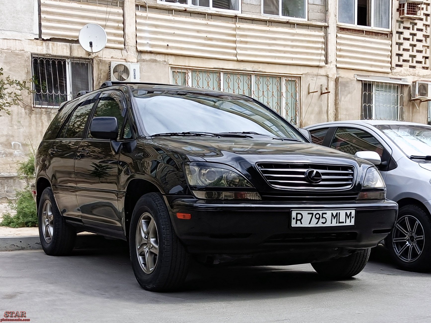 R 795 MLM, Lexus RX 1st gen (XU10), 1998–2003