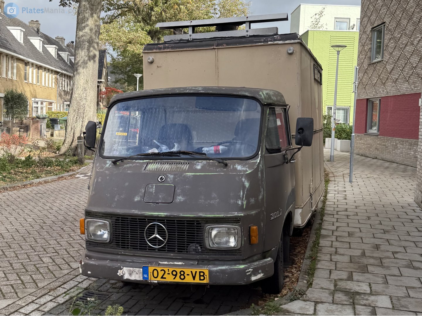 02-98-VB, Mercedes-Benz Harburger Transporter 