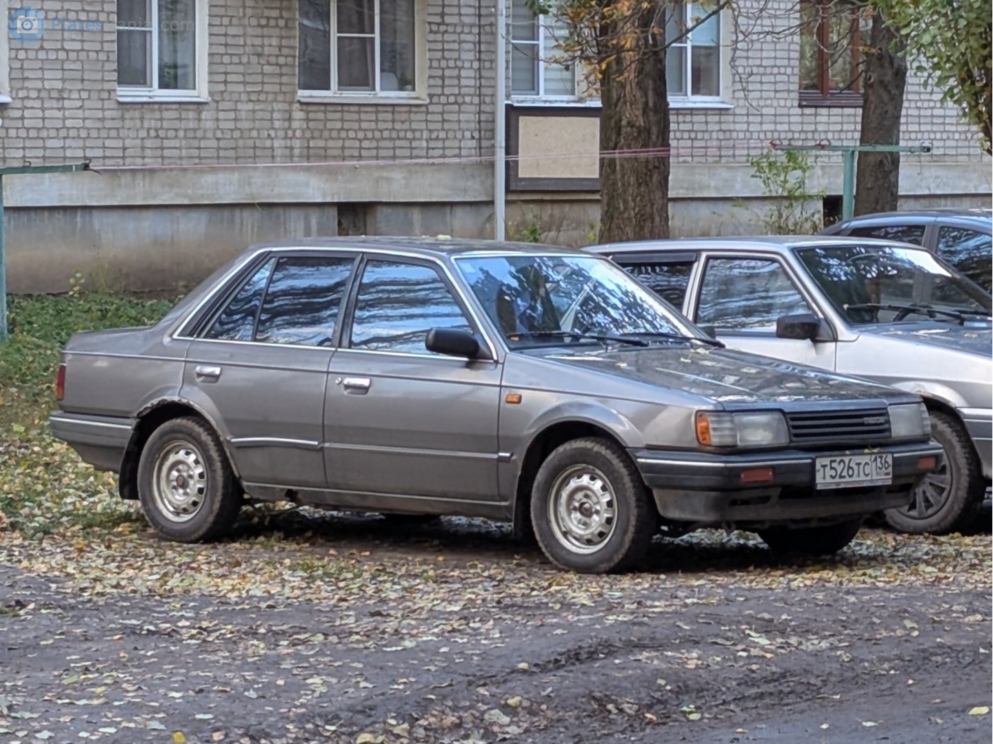 т 526 тс 136, Mazda 323 3rd gen Sedan (BF), 1985–1989