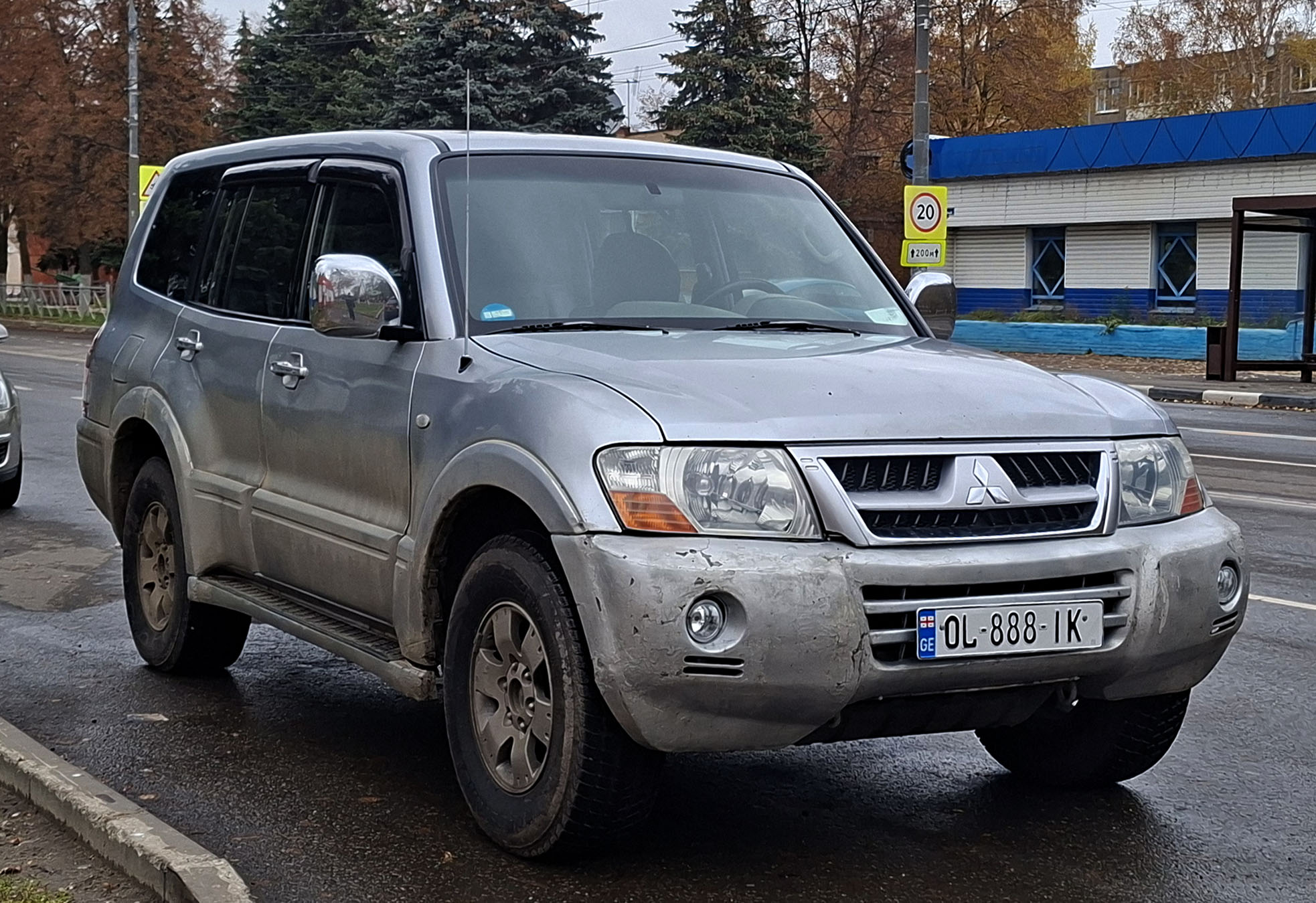 OL-888-IK, Mitsubishi Pajero 