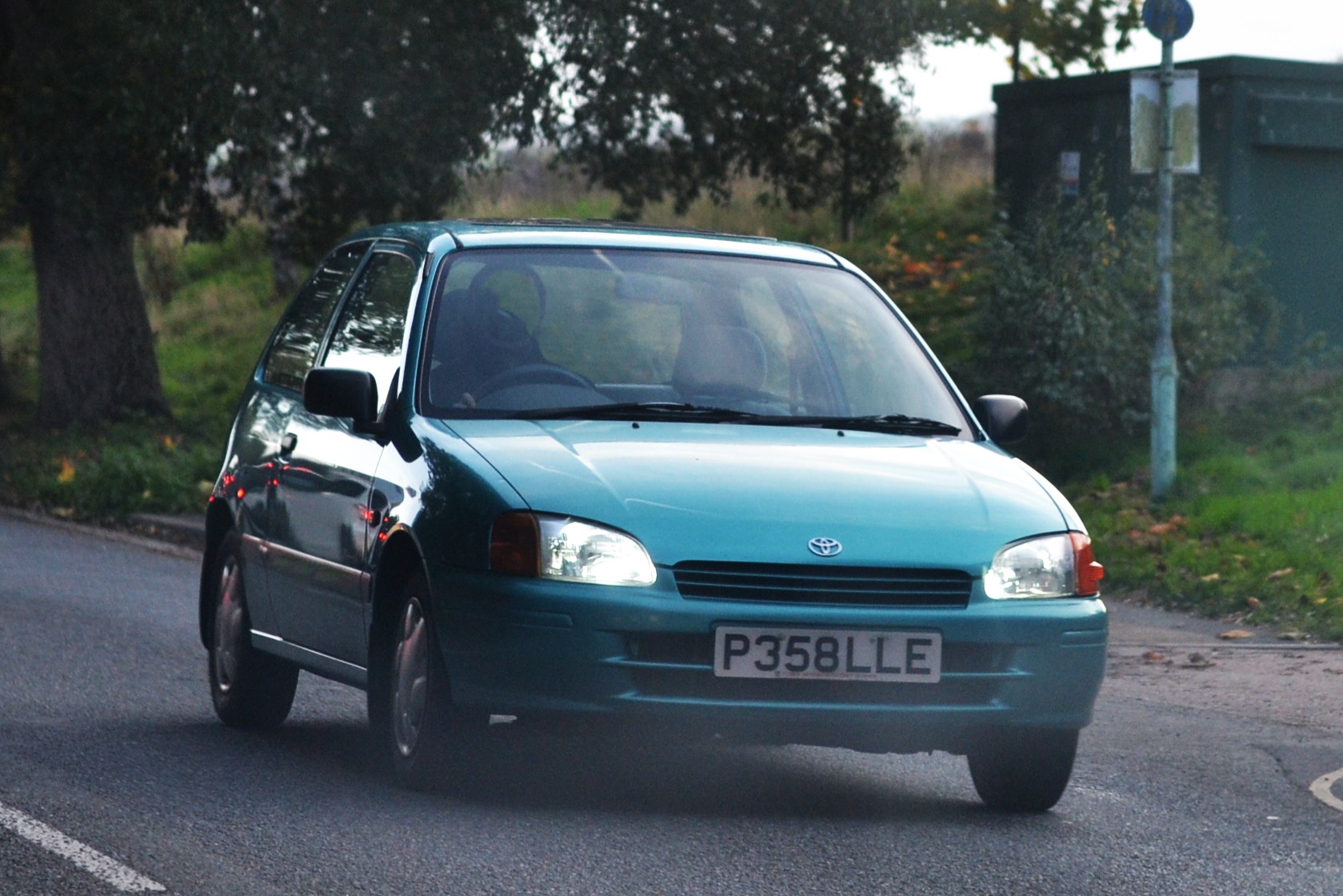P358LLE, Toyota Starlet 5th gen 3-door Hatch (P90), 1996–1999