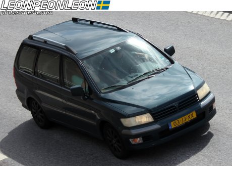 03-JJ-XX, Mitsubishi Space Wagon