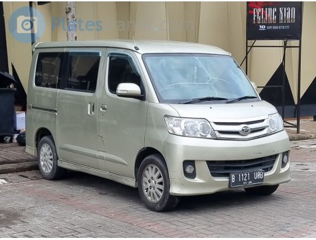 B 1121 UOB, Daihatsu Luxio