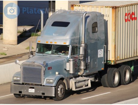 R44-6176, Freightliner FLD