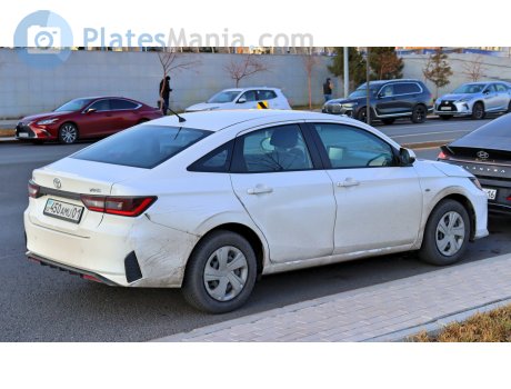 450 AMU 01, Toyota Yaris