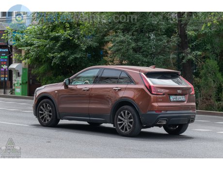 648 APE 02, Cadillac XT4