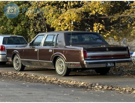 K 9CP, Lincoln Town Car