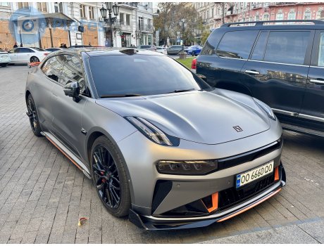 OO 6660 QO, Zeekr 001