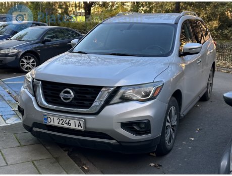 DI 2246 IA, Nissan Pathfinder