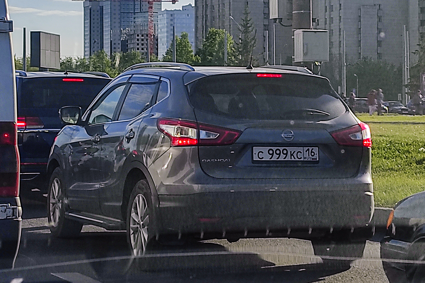 с 999 кс 16, Nissan Qashqai 