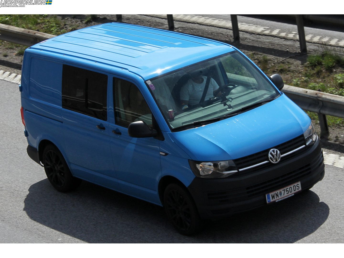 WN 750 DS, Volkswagen Transporter 6th gen Van (T6) (SG), 2015–2019