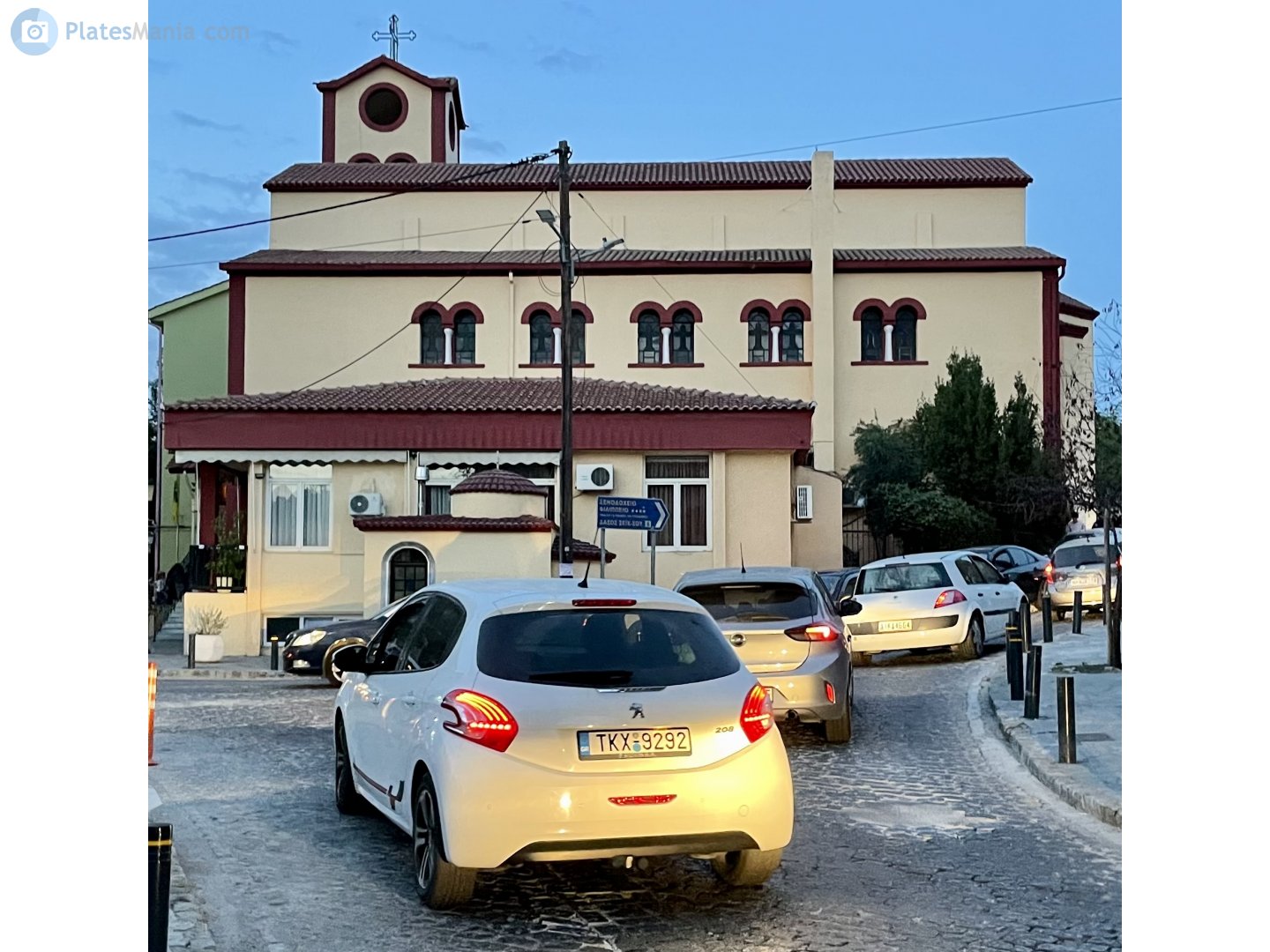 TKX-9292, Peugeot 208 1st gen 5-door Hatch (A9), 2012–2015