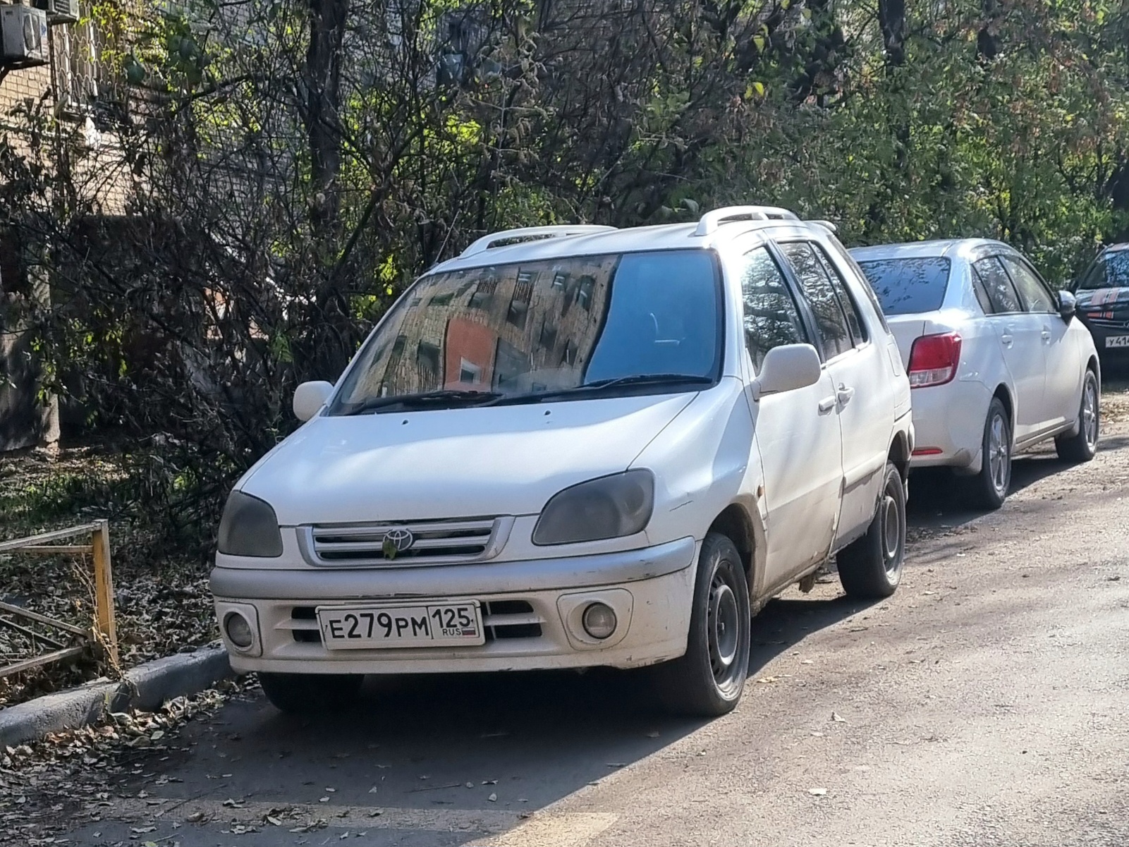 е 279 рм 125, Toyota Raum 1st gen (Z10), 1997–2003