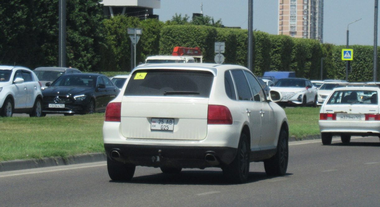 25 AB 025, Porsche Cayenne 1st gen (955; 9PA), 2002–2007