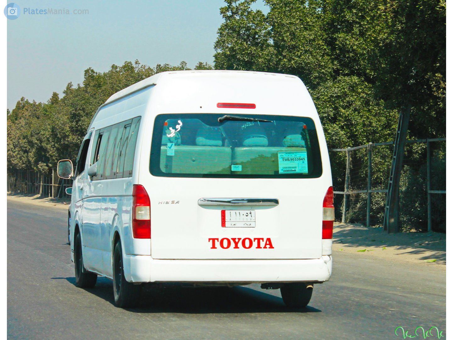 A 11059, Toyota HiAce 