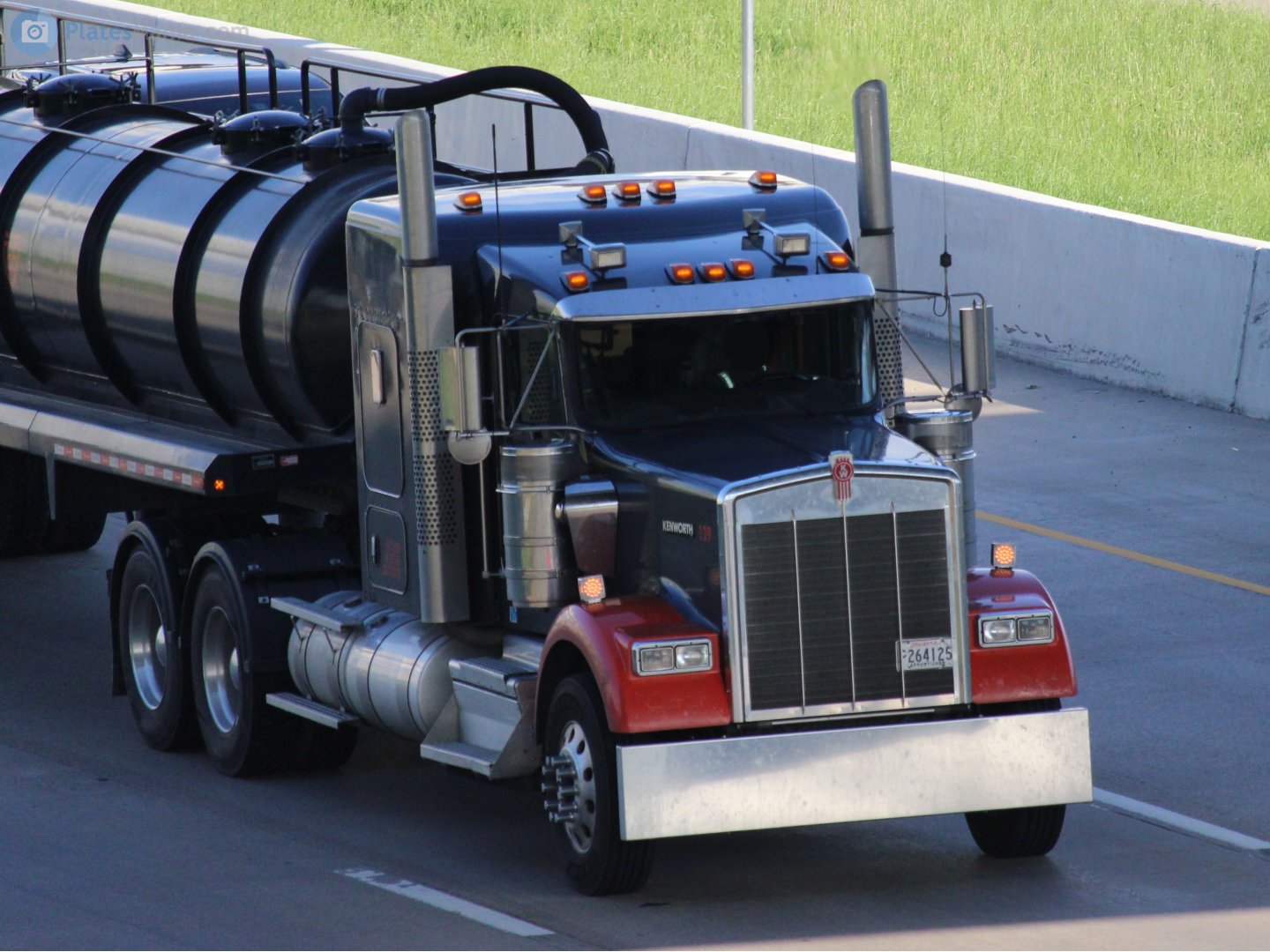 P264125, Kenworth W900 