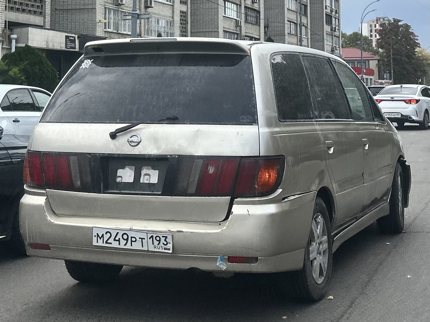 м 249 рт 193, Nissan Bassara 1st gen (JU30; JP-market), 1999–2003