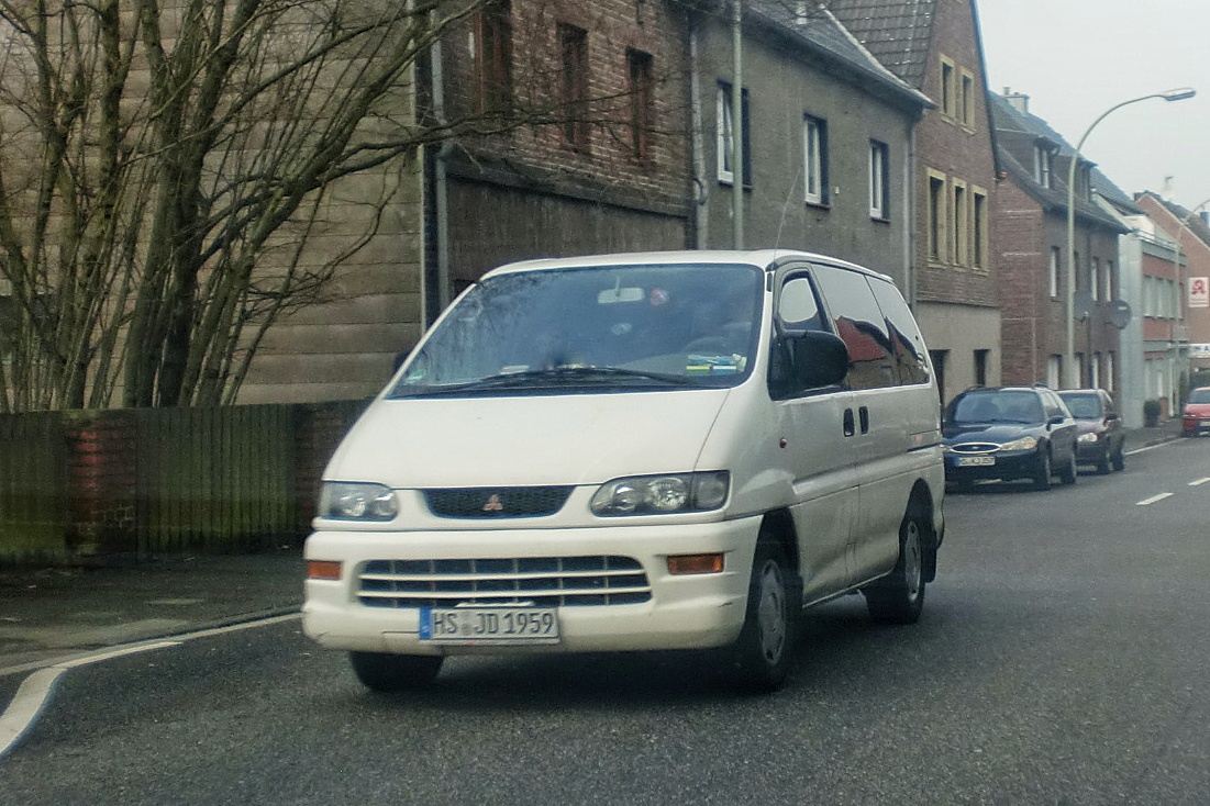 HS JD 1959, Mitsubishi L400 1st gen (WA), 1994–2001