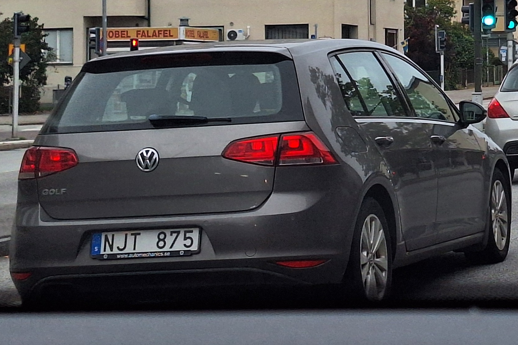 NJT 875, Volkswagen Golf 7th gen 5-door Hatch (5G), 2012–2017