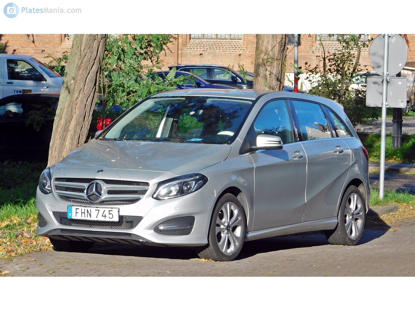 FHN 745, Mercedes-Benz B-Klasse 2nd gen (W242/W246), facelift, 2014–2018