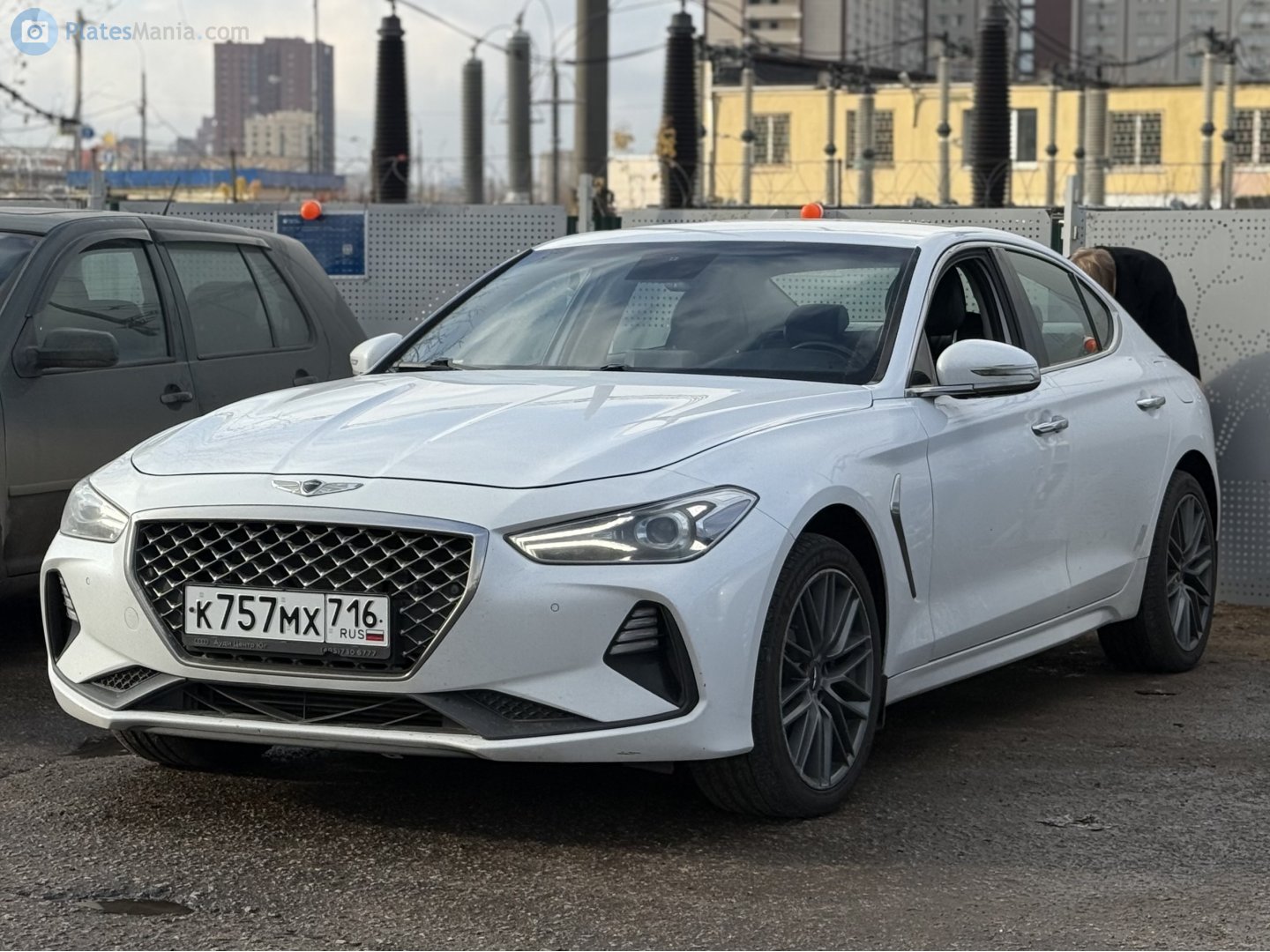 к 757 мх 716, Genesis G70 1st gen Sedan (IK), 2017–2020