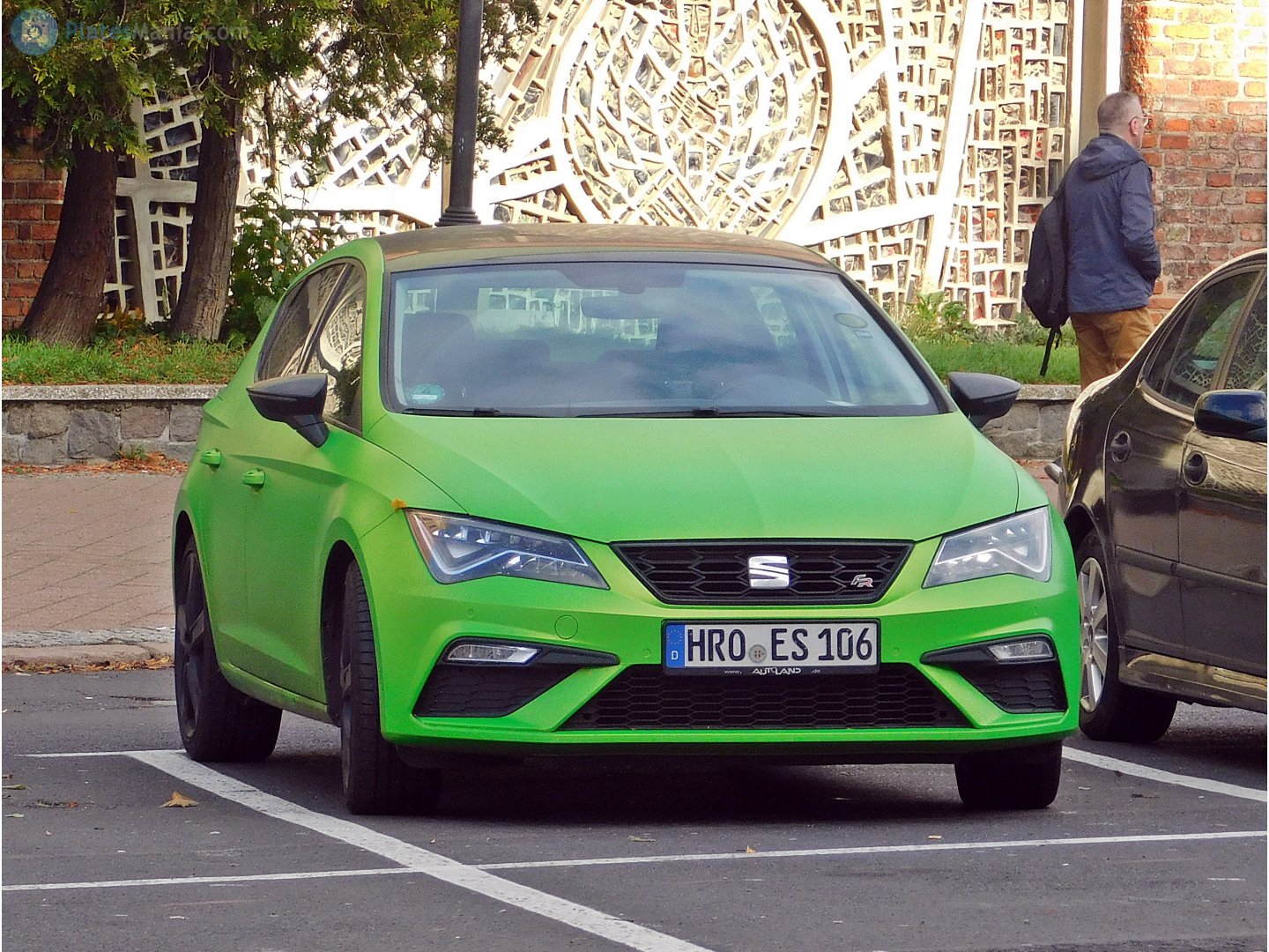 HRO ES 106, SEAT León 3rd gen 5-door Hatch (5F1), 2012–2020
