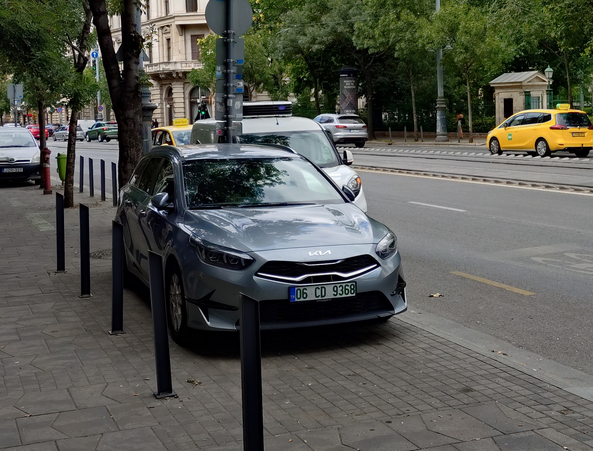 06 CD 9368, Kia Ceed 3rd gen Hatch (CD), facelift, 2021­–2025