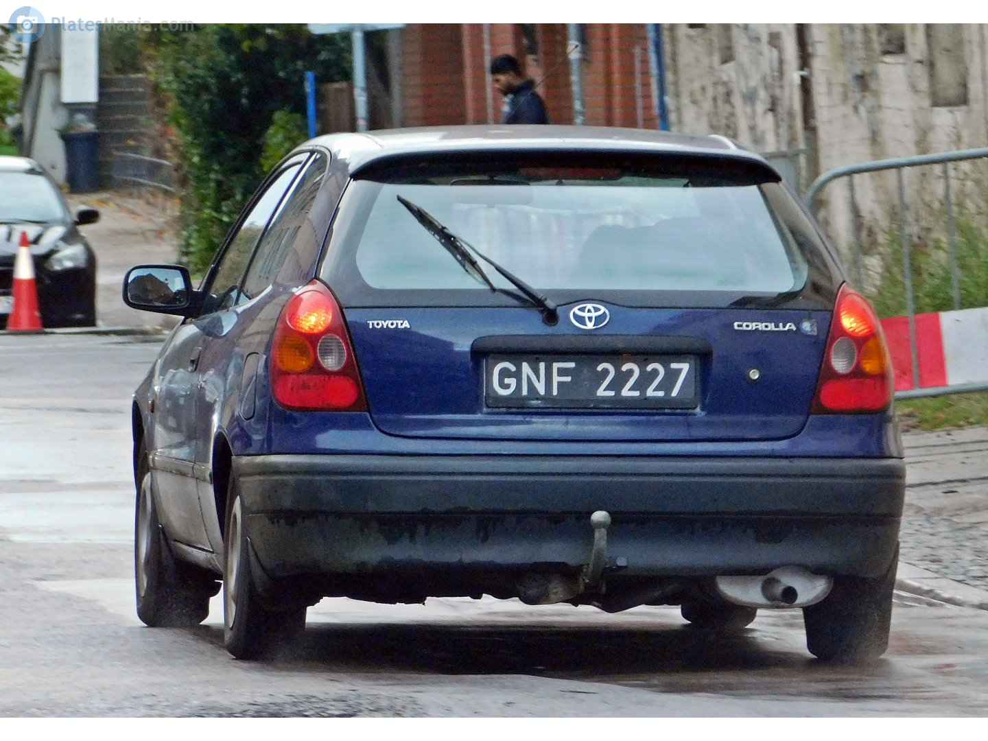 GNF 2227, Toyota Corolla 8th gen 3-door Hatch (E110), 1997–2001