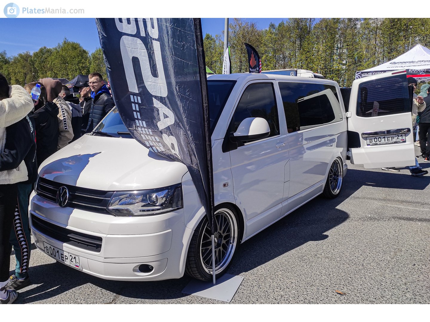в 001 ер 21, Volkswagen Caravelle 