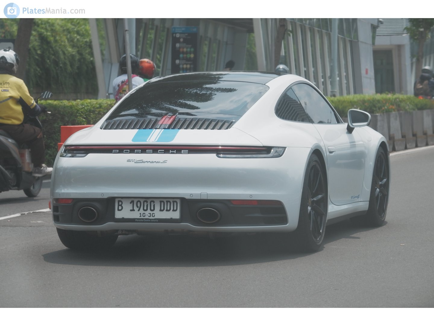 B 1900 DDD, Porsche 911 8th gen Coupé (992.1), 2019–2025