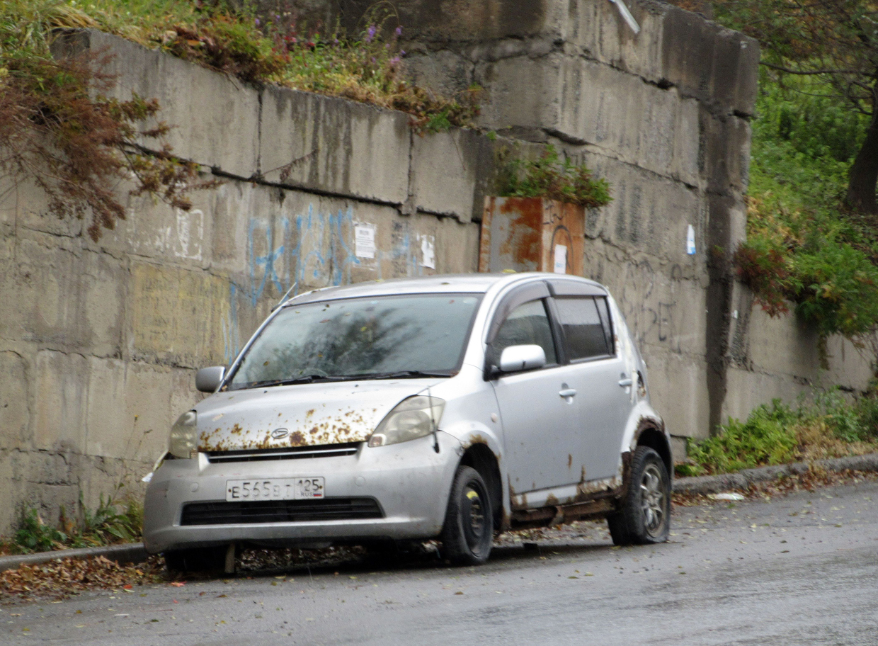 е 565 вт 125, Toyota Passo 1st gen (M300), 2004–2010
