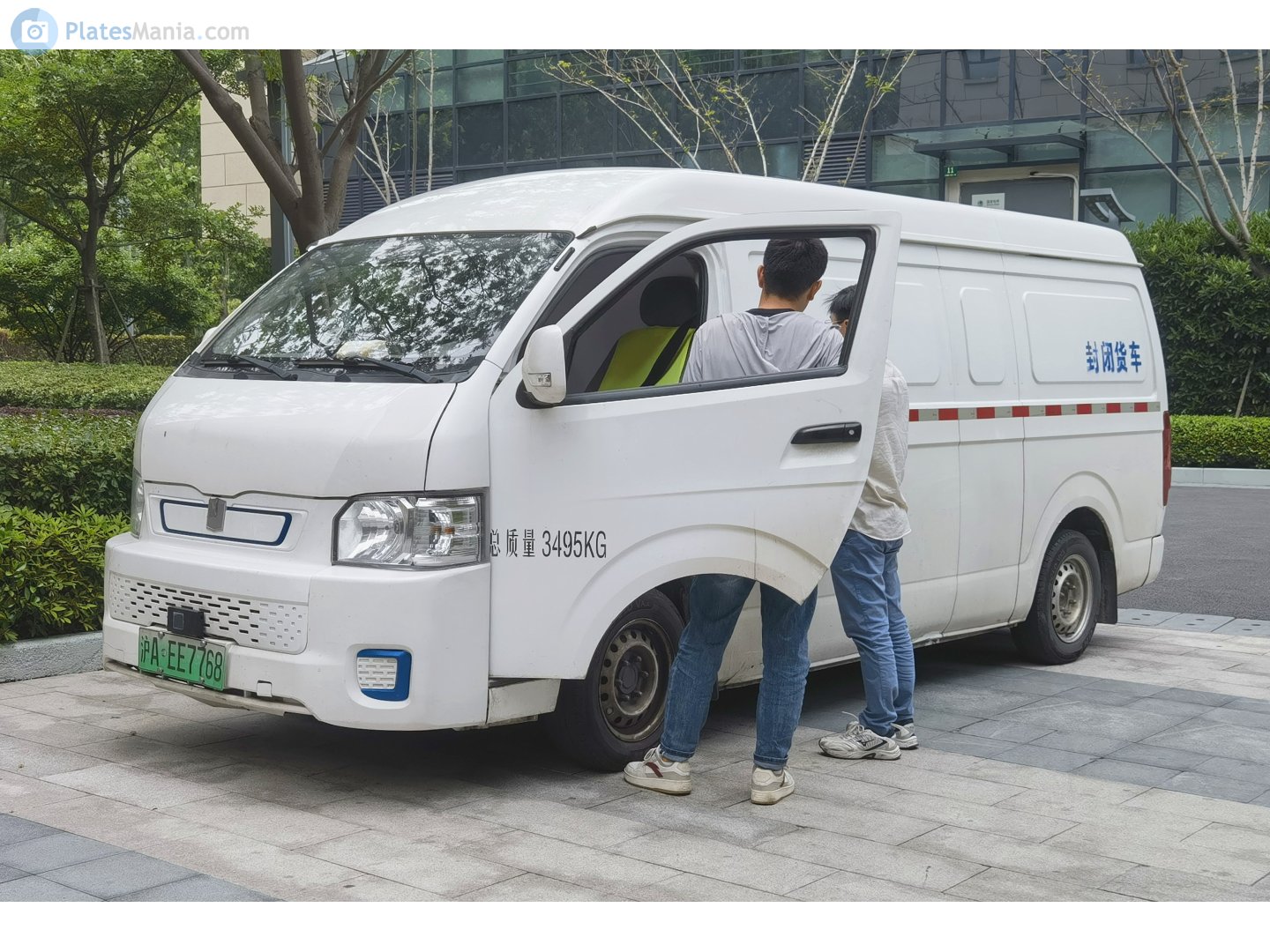 沪A·EE7768, Farizon (Yuancheng) E6 