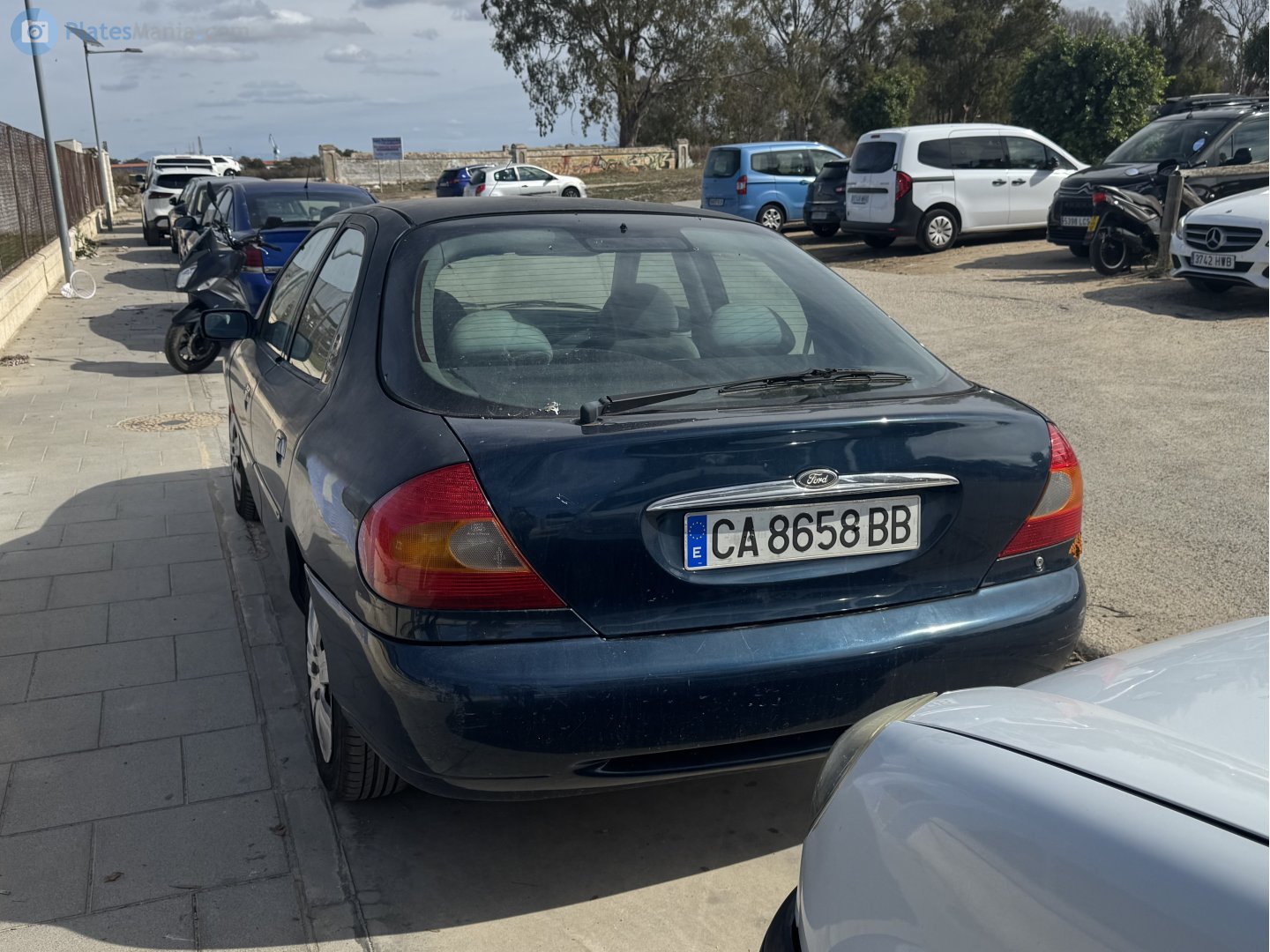 CA 8658 BB, Ford Mondeo 1st gen Sedan/Liftback (Mk2; CDW162), facelift, 1996–2000