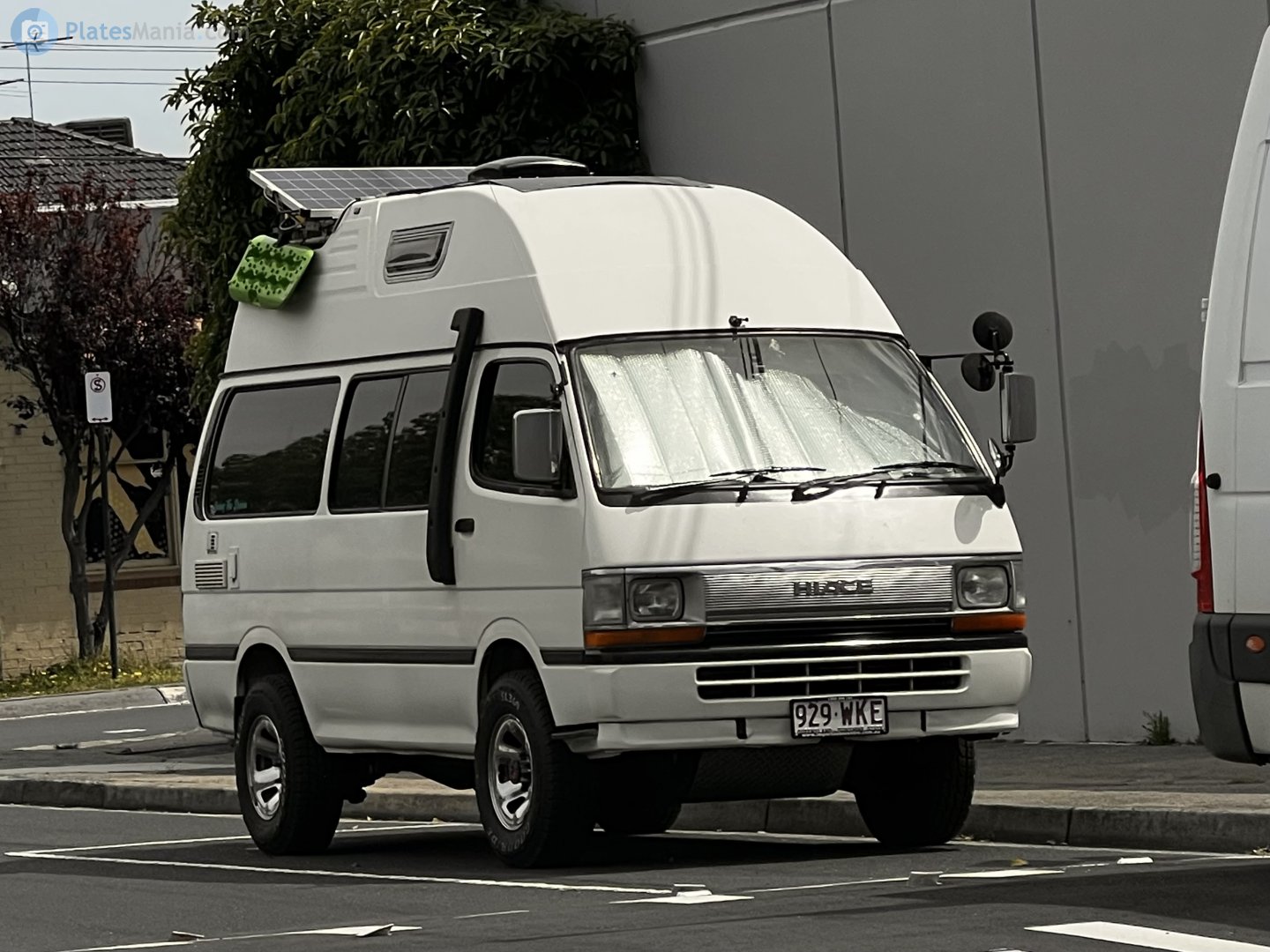 929-WKE, Toyota HiAce 