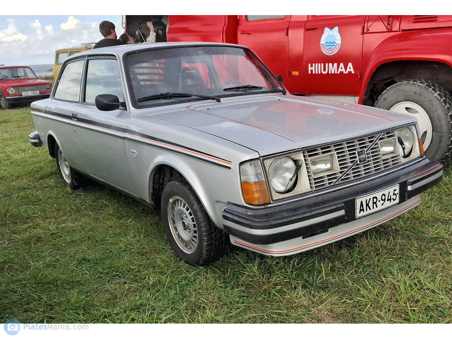 AKR-945, Volvo 240-Series 1st gen 2-door Sedan (242), 1974–1978