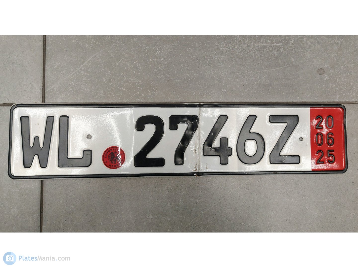 WL 2746 Z, License plate without vehicle 