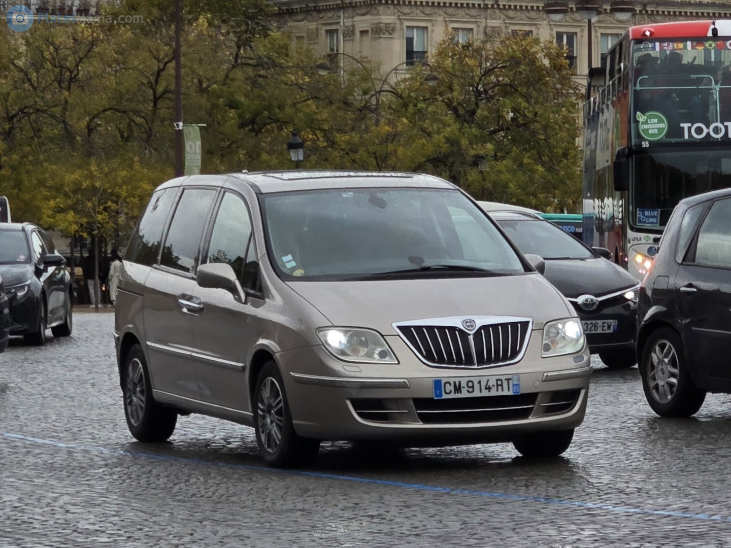 CM-914-RT, Lancia Phedra 1st gen (180), 2002–2010