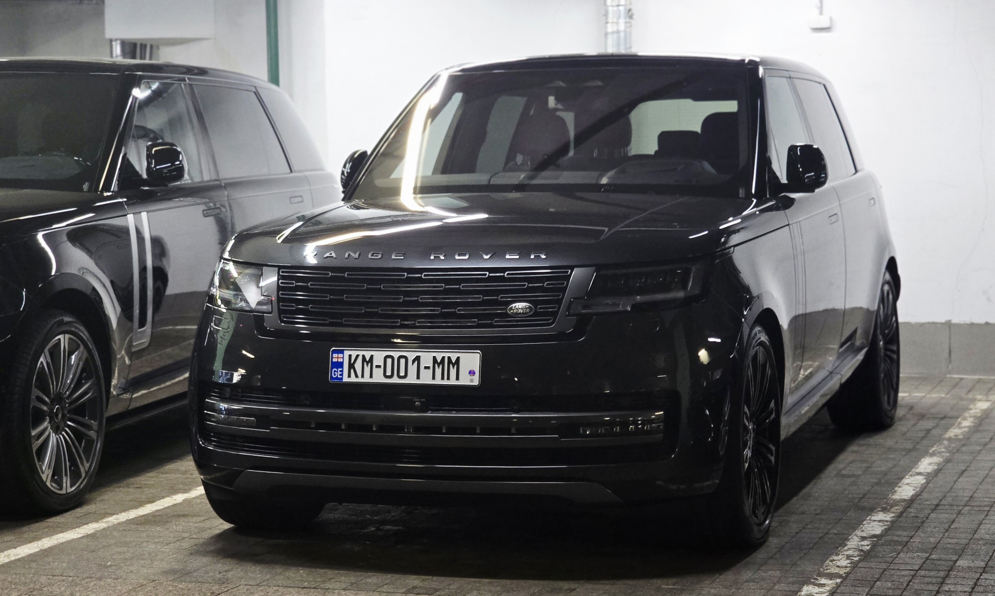 KM-001-MM, Land Rover Range Rover 5th gen (L460), 2022–