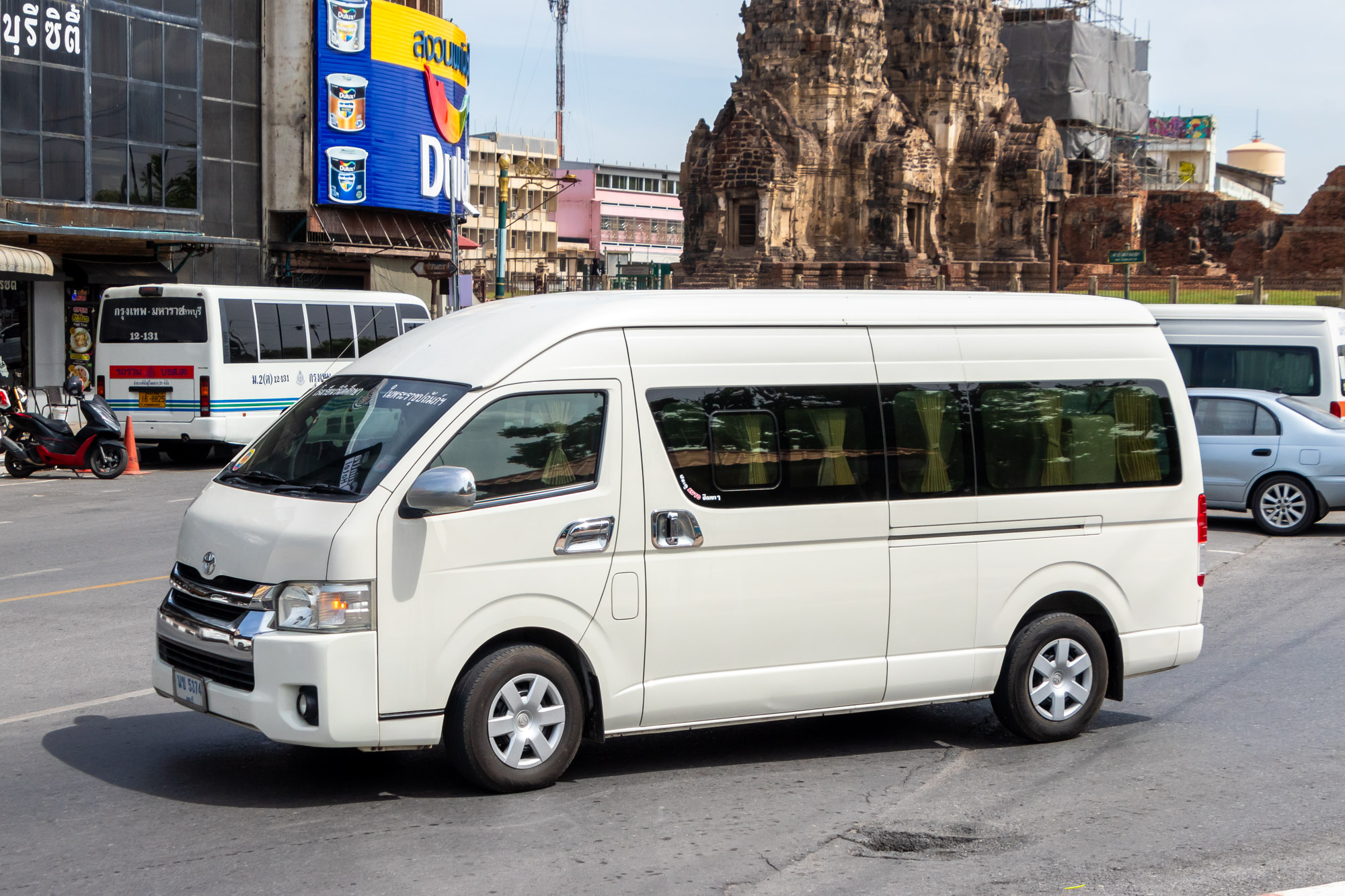 นข 5374, Toyota Commuter 1st gen (H200; TH-market), 2004–2019