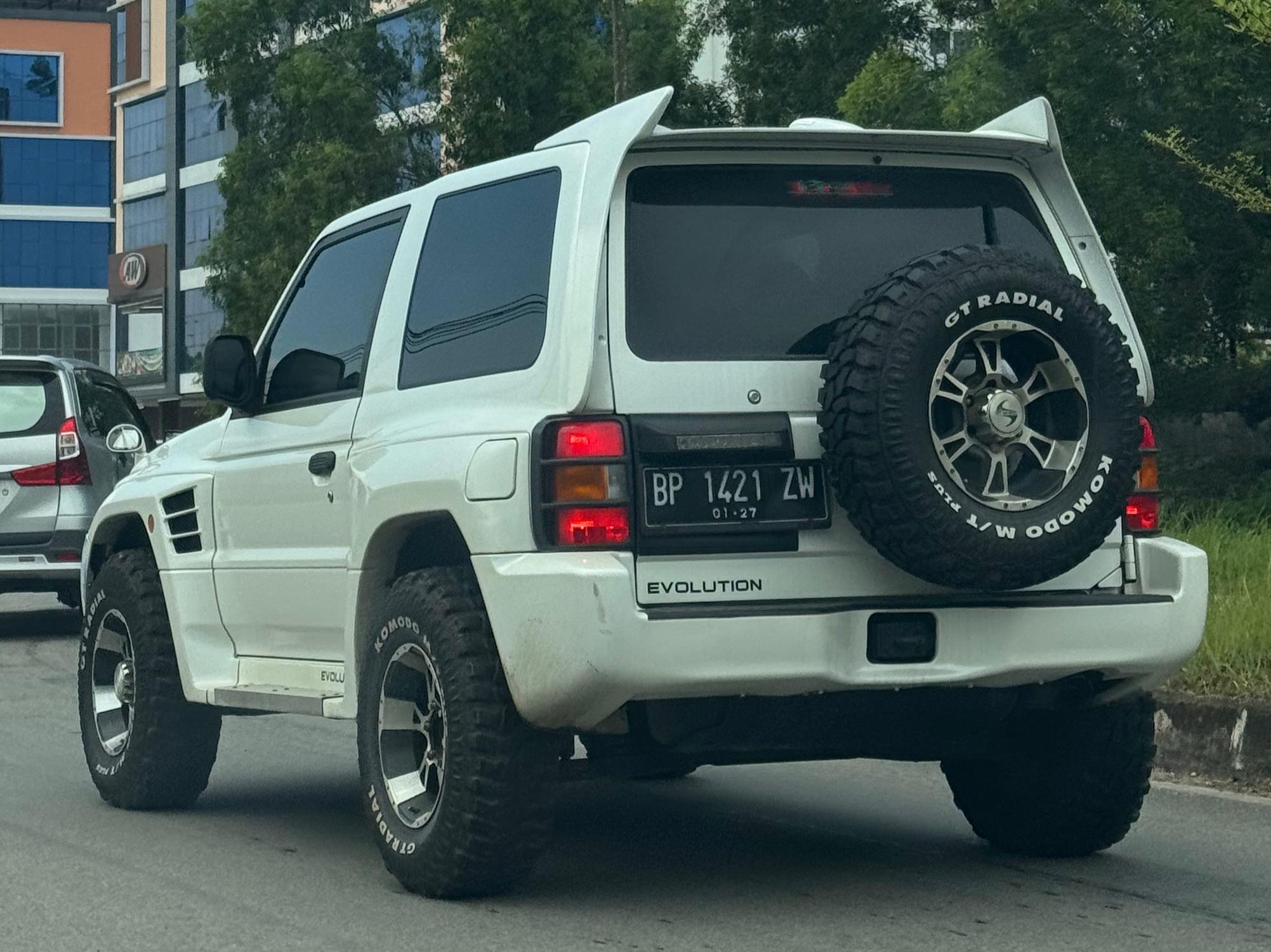 BP 1421 ZW, Mitsubishi Pajero Evolution 1st gen (V55W), 1997–1999