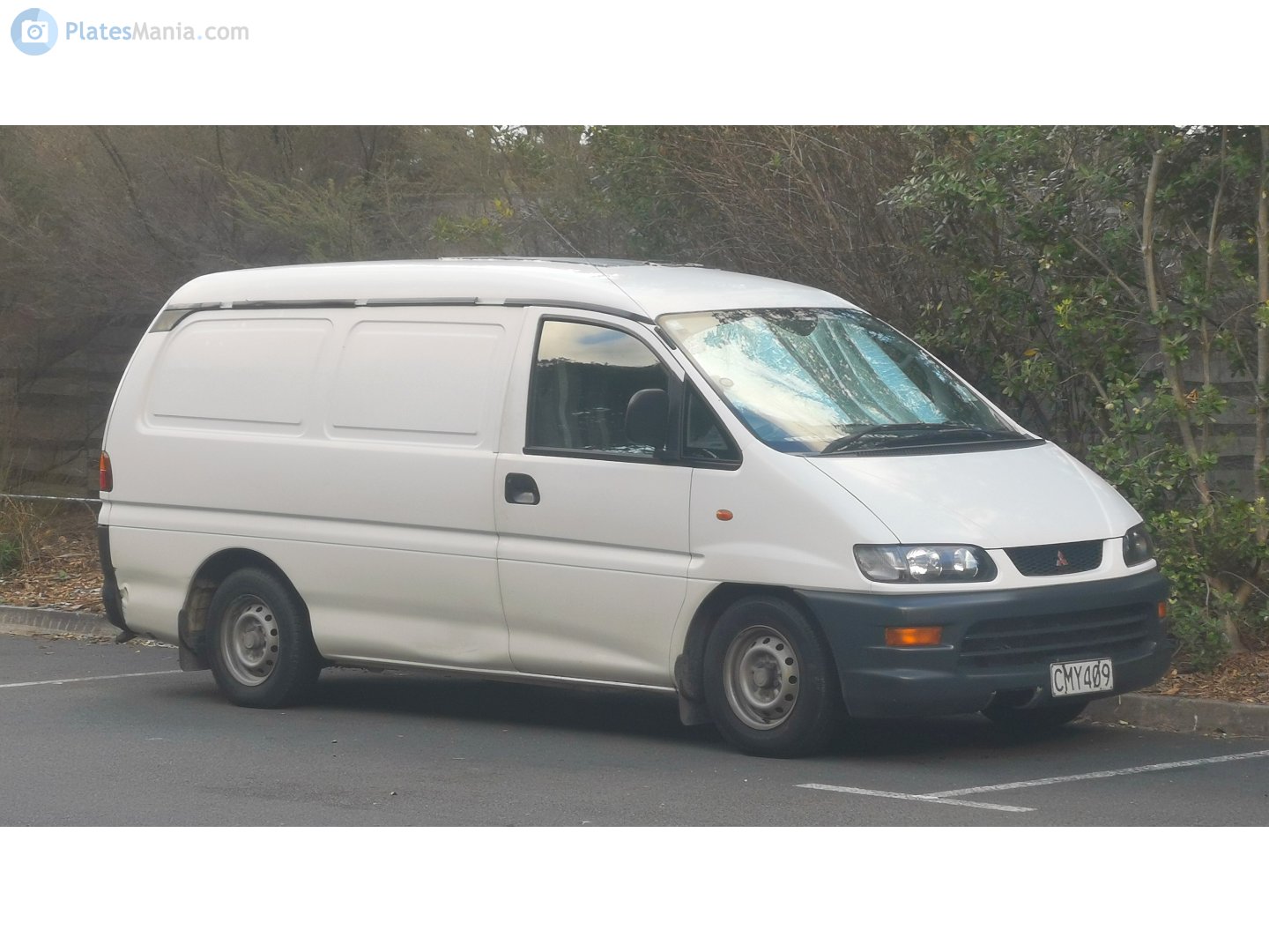 CMY409, Mitsubishi L400 1st gen (WA), 1994–2001