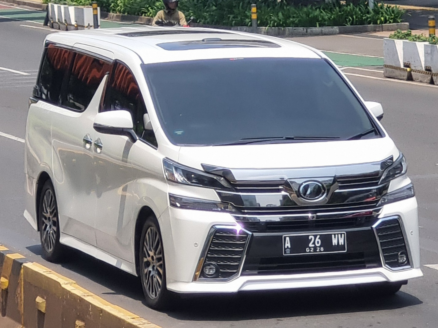 A 26 WW, Toyota Vellfire 2nd gen (AH30), 2015–2023