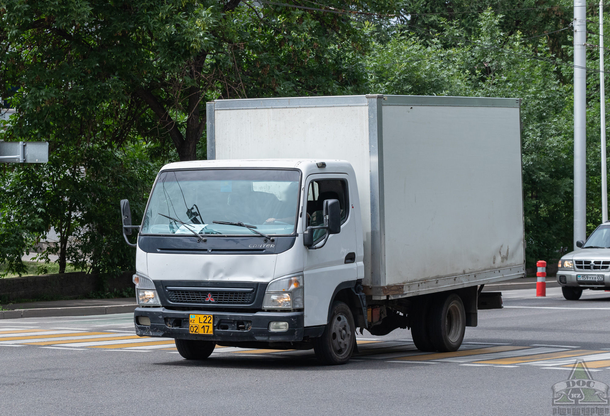 L 2217 02, Mitsubishi Canter 7th gen (FE7/FE8), 2002–2009