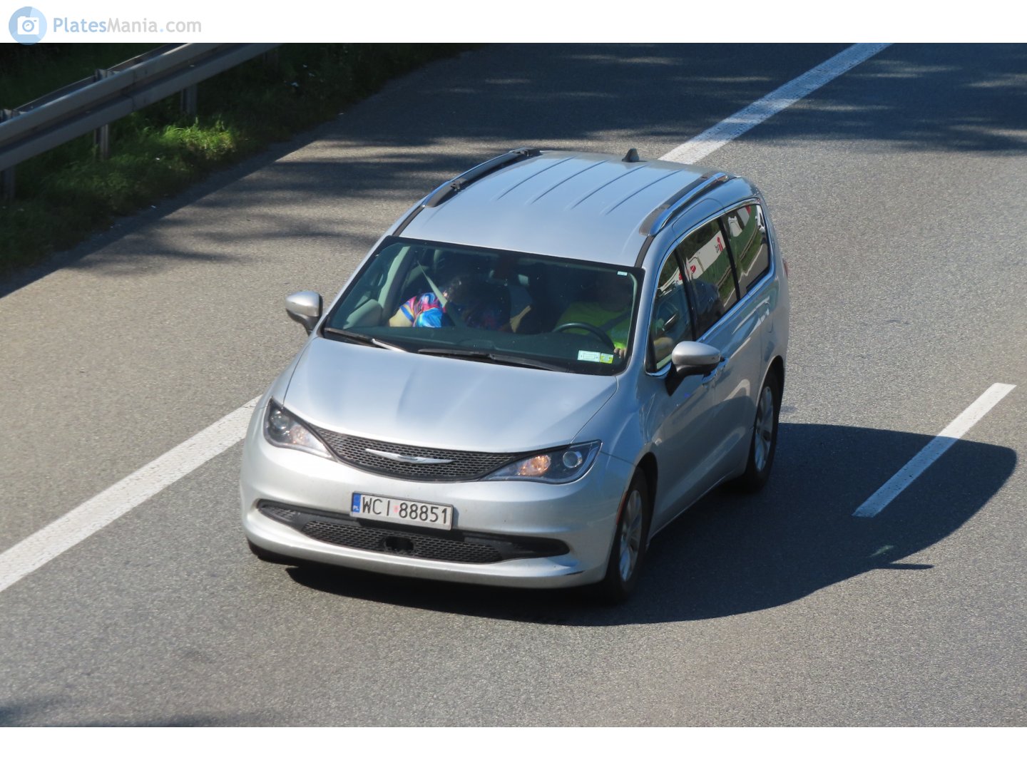 WCI 88851, Chrysler Pacifica 2nd gen Minivan (RU), 2016–2020