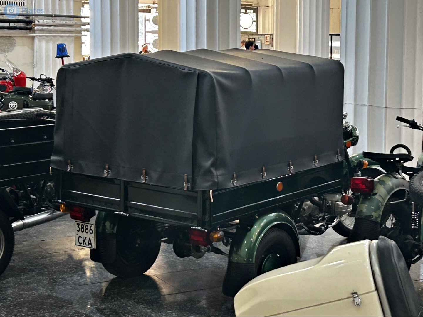 3886 CKA, Dnepr (KMZ) 300 