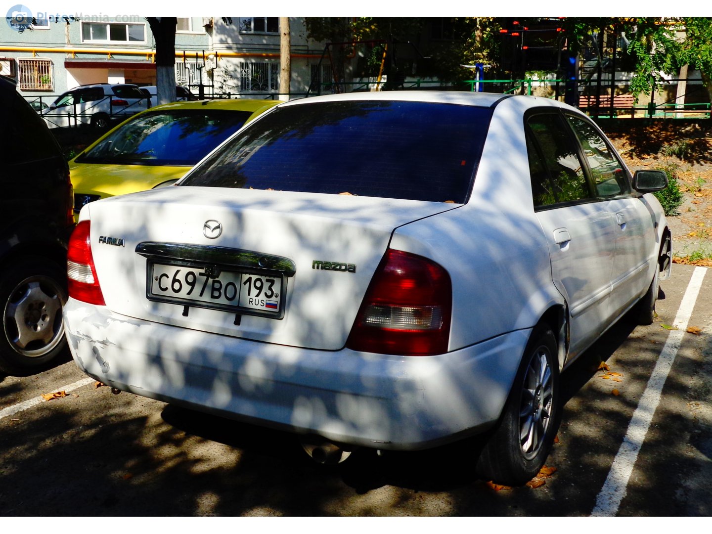 с 697 во 193, Mazda Familia 8th gen Sedan (BH), 1998–2003