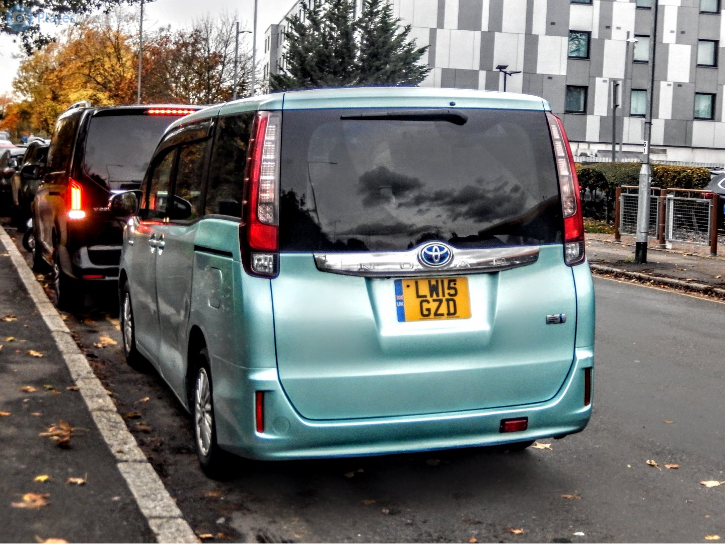 LW15GZD, Toyota Noah 3rd gen (R80), 2014–2017