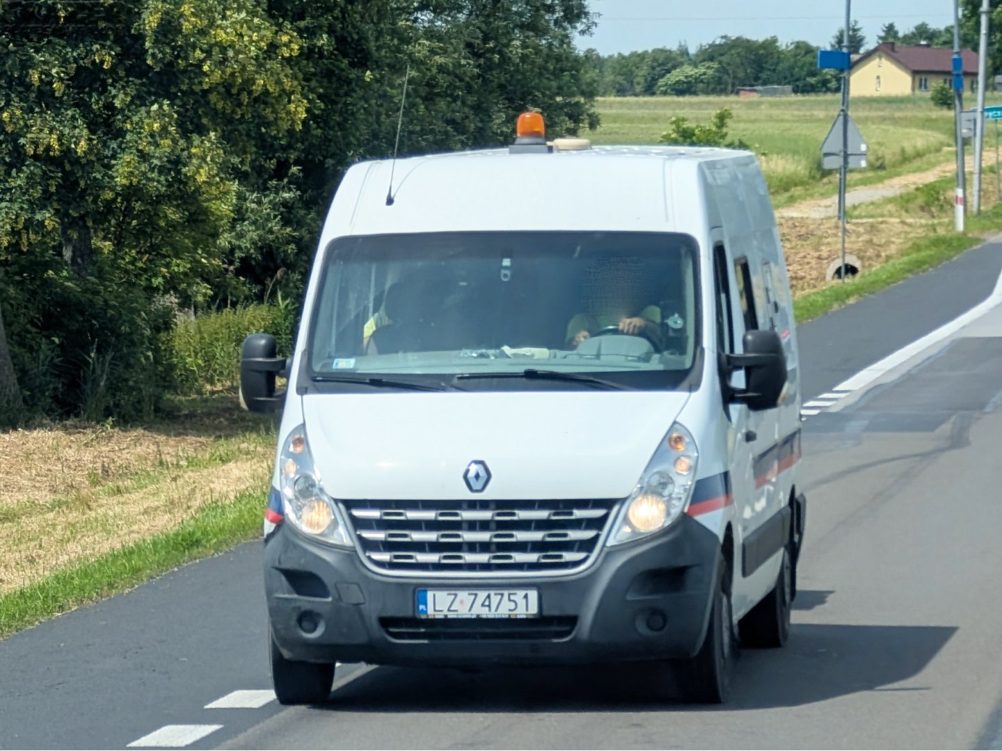 LZ 74751, Renault Master 3rd gen Van (J62), 2010–2019